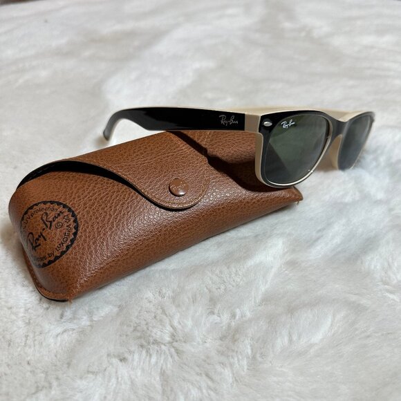 Ray-Ban Sunglasses - Picture 2 of 3